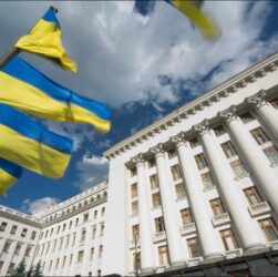Участь Володимира Зеленського у пленарному засіданні саміту Європейської політичної спільноти