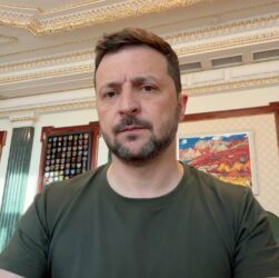 Очікую, хто прибуде від Росії, і тоді буду визначати, які кроки варто робити Україні