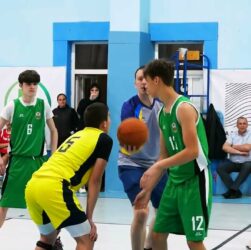 На Закарпатті провели обласний етап «Пліч-о-пліч всеукраїнські шкільні ліги» з баскетболу