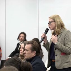 Олексій Чернишов: радо зустрінемо кожного українця, рішення про повернення – добровільне