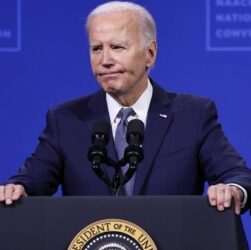 Новини світу - Байден звинуватив Трампа у потуранні Росії