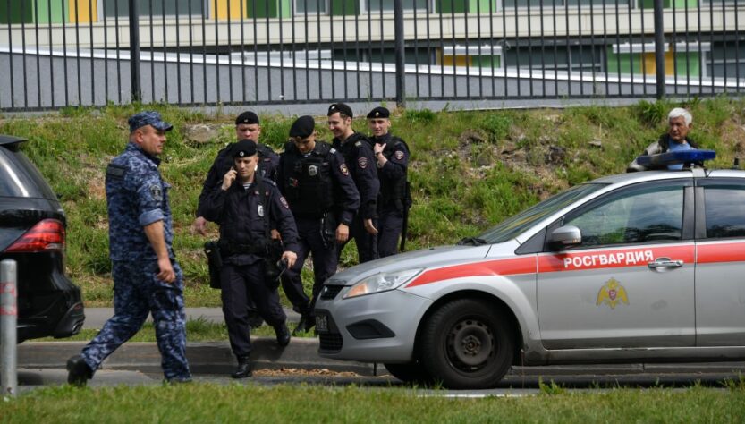 Новини світу - Без зв’язку і літаків. Наймасовіша атака на Росію