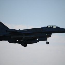Новини світу - Болгарія виявила проблеми в F-16, який їй передали США