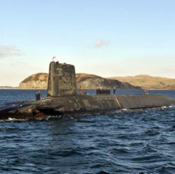Новини світу - Британія модернізує одну зі своїх ядерних субмарин