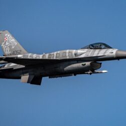 Новини світу - Чехія навчатиме українців на F-16 - прем'єр