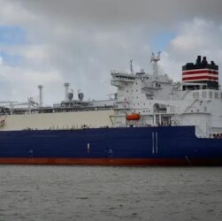 Новини бізнесу - Чотири російські LNG-танкери втратили реєстрацію в Панамі