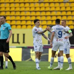 Новини спорту - Динамо в гостях перемагає Інгулець з розгромним рахунком