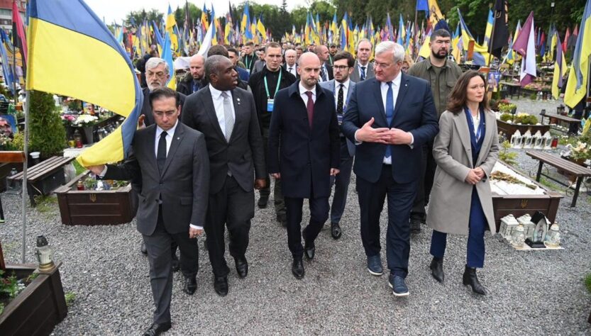 Новини України - До Львова прибули делегації 35 держав - МЗС