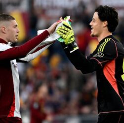 Новини спорту - Довбик став ключовим персонажем у незвичайному конкурсі воротарів Роми