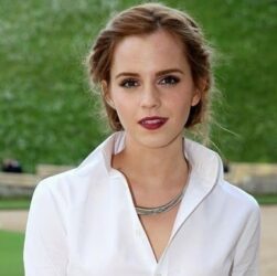 Новини культури - Емма Вотсон повернулась у Канни після 12-річної перерви