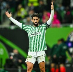 Новини спорту - Капітан Бетіса визнаний найкращим гравцем туру в Лізі конференцій