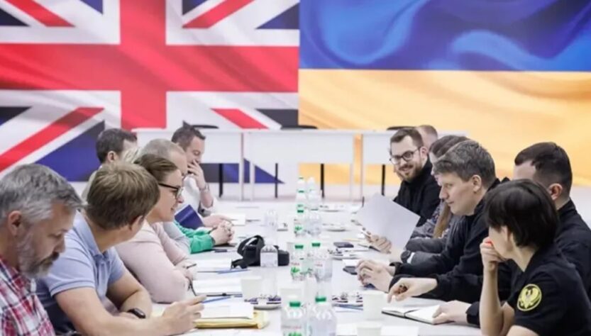 Новини України - Київ і Лондон підписали мільярдну угоду на зброю