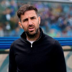 Новини спорту - Клуб Артема Довбика може очолити легендарний у минулому футболіст