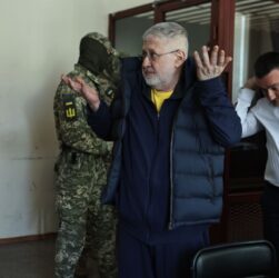 Новини України - Коломойському продовжили запобіжний західу справі про замах на вбивство