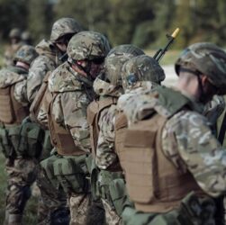 Новини України - Контракт 18-24: в 28 ОМБр заявили про ажіотаж з-за кордону