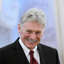 Новини світу - Кремль заговорив про зустріч Зеленського і Путіна