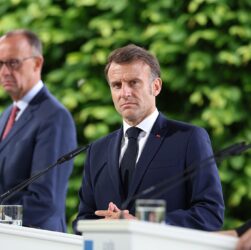 Новини світу - Лідери ЄС звинуватили владу Грузії у згортанні демократії