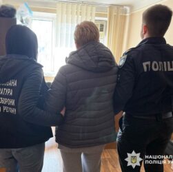 Події - Лікарі ВЛК "продавали" статус ВІЛ-позитивних ухилянтам