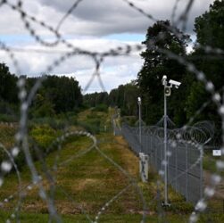 Новини світу - Литва не пропустила через кордон понад 30 мігрантів з Білорусі