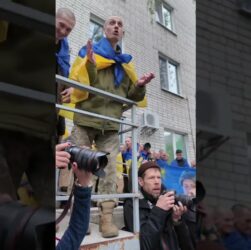 Він живий!