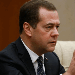 Новини світу - Медведєв різко відповів Трампу щодо участі США у Другій світовій війні