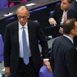 Новини світу - Мерц не зміг стати канцлером ФРН з першої спроби