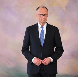 Новини України - Мерц за підхід "спершу припинення вогню, потім перемовини"