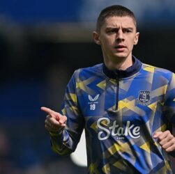Новини спорту - Миколенко в Евертоні прижився: його відхід наразі не бачиться