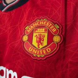 Новини спорту - МЮ не забезпечуватиме свій персонал квитками на вирішальний матч Ліги Європи