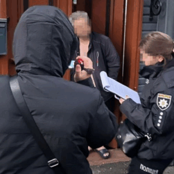 Новини України - На Полтавщині судитимуть викладача вокалу, який ґвалтував і розбещував дітей