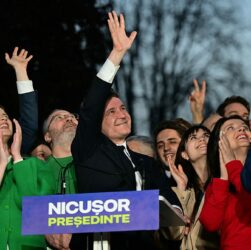 Новини світу - На виборах у Румунії лідирує проєвропейський кандидат
