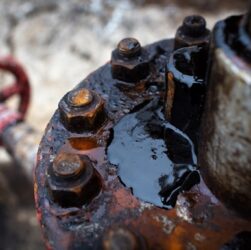 Новини бізнесу - Нафтові доходи Росії впали до дворічного мінімуму