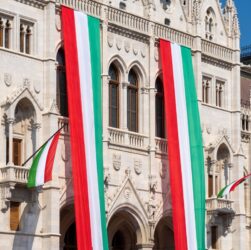Новини світу - Опозиція в Угорщині випереджає партію Орбана на 7% - опитування