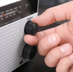 Без категорії - Підозріла активність: що шифрує в ефірі російське військове радіо