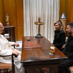 Новини світу - Президент прийняв пропозицію Папи Лева XIV щодо переговорів з РФ