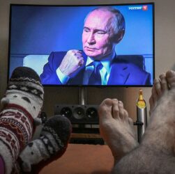 Новини світу - Путін вибрав війну. Нова методичка Кремля