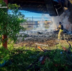Новини України - РФ активізувала удари з авіації по Сумщині попри "перемир'я"