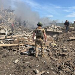 Новини України - Росіяни вдарили КАБами по Донеччині, загинула цивільна