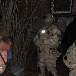 Новини України - СБУ затримала чотирьох торговців "трофейною" зброєю