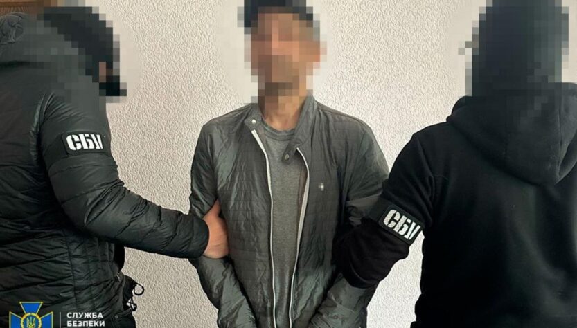 Новини України - СБУ затримала шпигуна, який перевдягався у форму ЗСУ