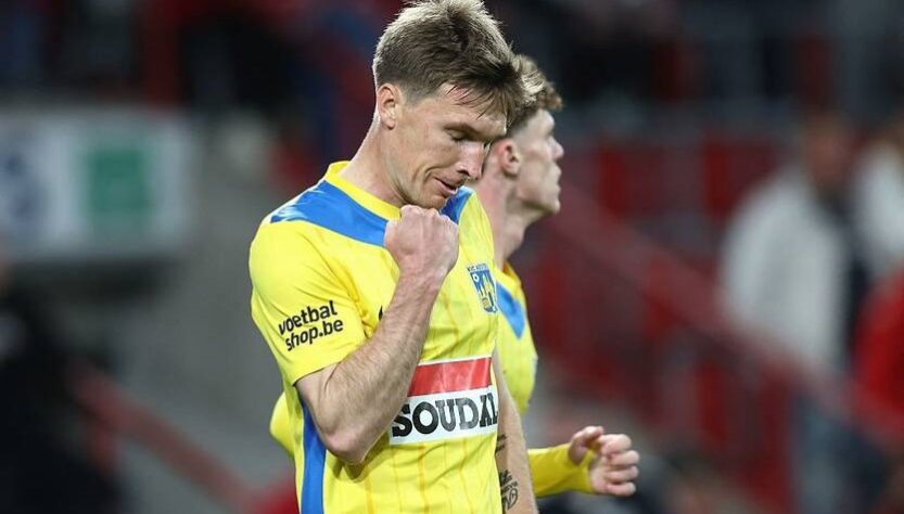 Новини спорту - Сидорчук вийшов на поле на 90+4 хвилині і подарував собі гол