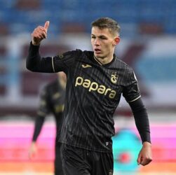 Новини спорту - Сікан зрівняв рахунок у матчі турецького чемпіонату після автоголу Батагова
