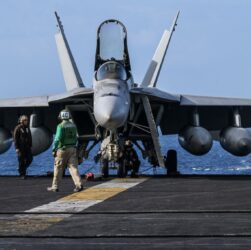 Новини світу - США втратили ще один винищувач у Червоному морі