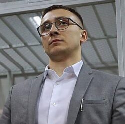 Новини України - Стерненка прооперували після замаху: куля пройшла навиліт