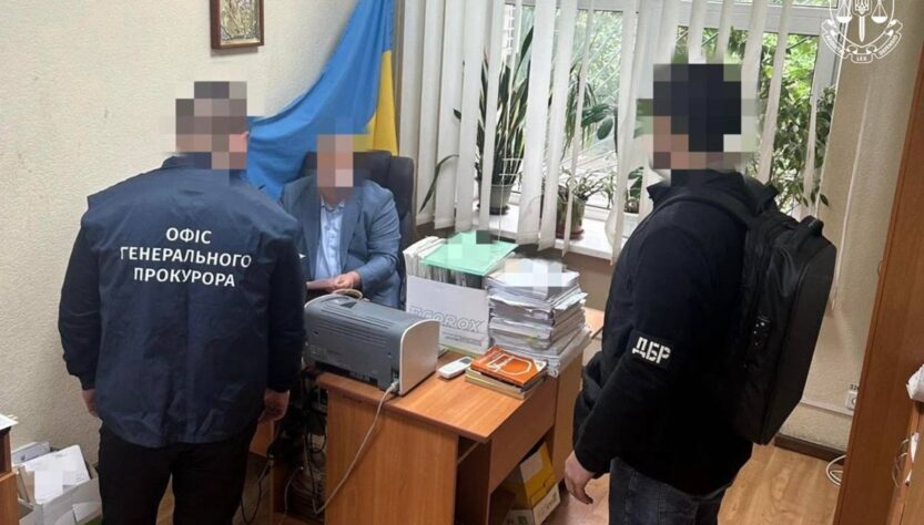 Новини України - Судді з Кіровоградщини загрожує до трьох років за шахрайство