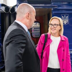 Новини України - Тимчасова повірена у справах США прибула до Києва
