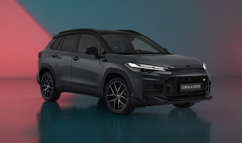 Авто новини - Toyota представила новий Corolla Cross разом зі спортивною версією