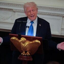 Новини політики - Трамп зірвав таємницю обміну полоненими - ЗМІ