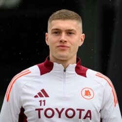 Новини спорту - Тренер Роми висловився про рівень гри Довбика
