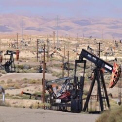 Новини бізнесу - Ціни на нафту падають на новинах зі США